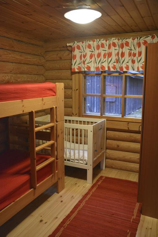 Lomapesae Cottages Pertunmaa Room photo
