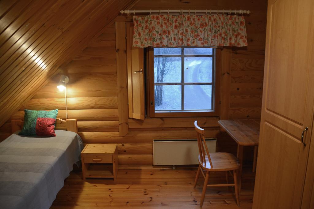 Lomapesae Cottages Pertunmaa Room photo