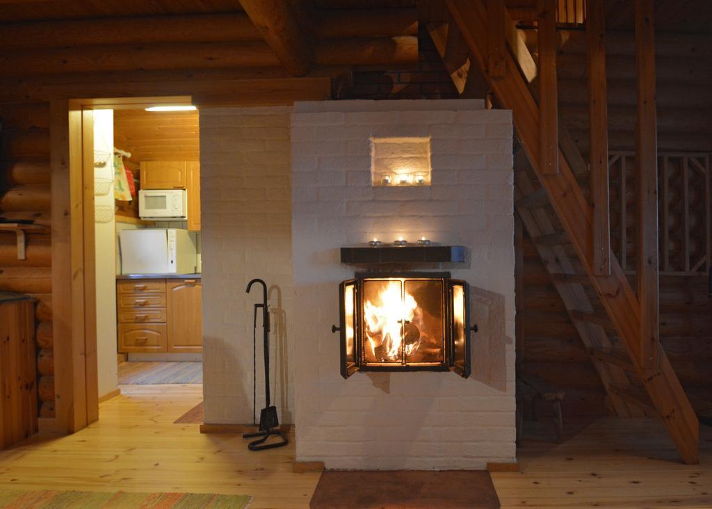 Lomapesae Cottages Pertunmaa Room photo