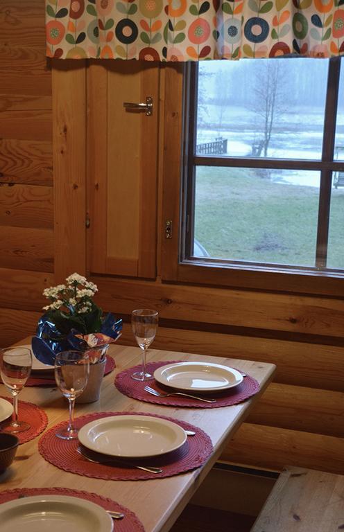 Lomapesae Cottages Pertunmaa Room photo